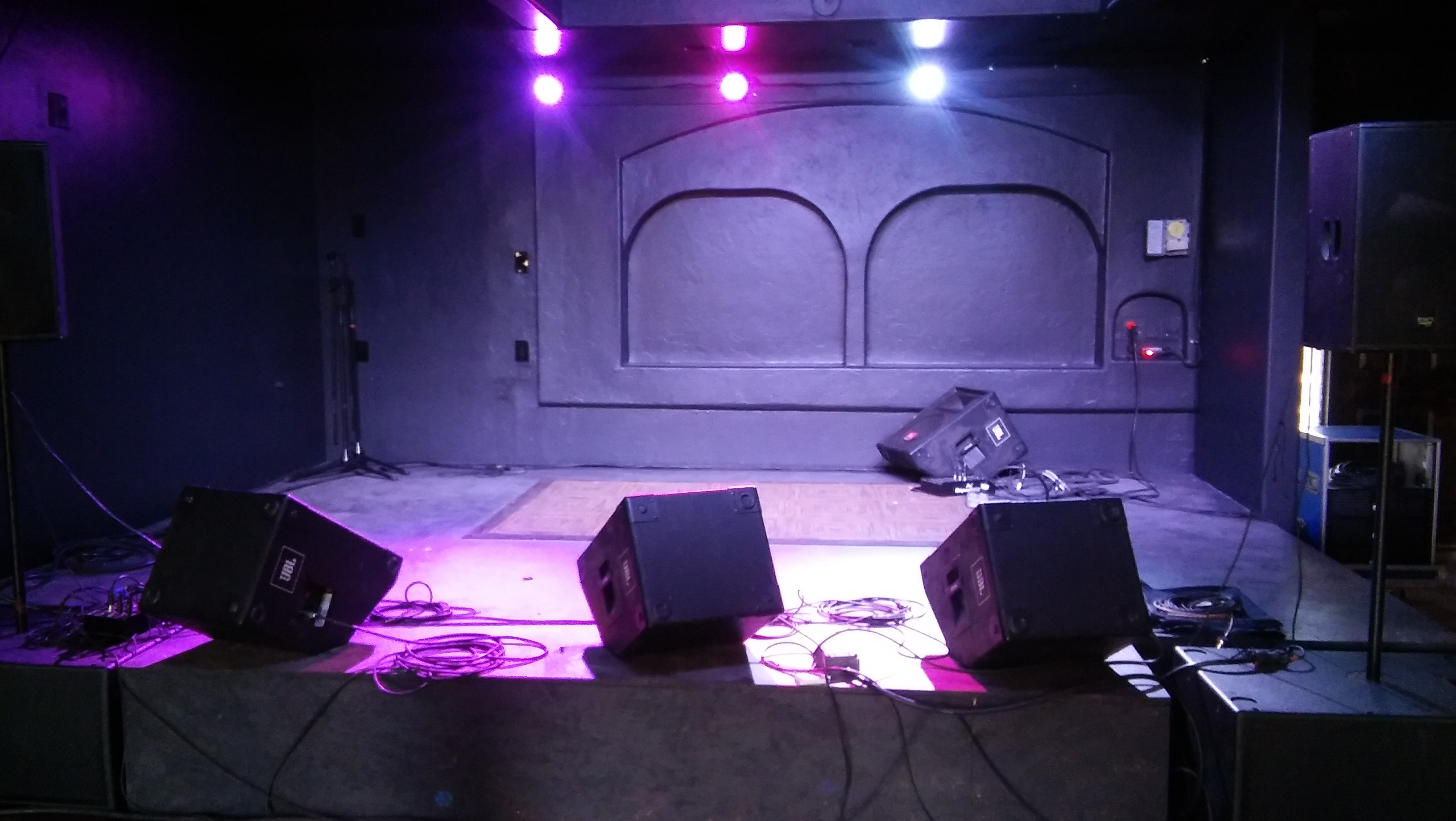 House of Bards, Tucson, AZ - Booking Information & Music Venue Reviews