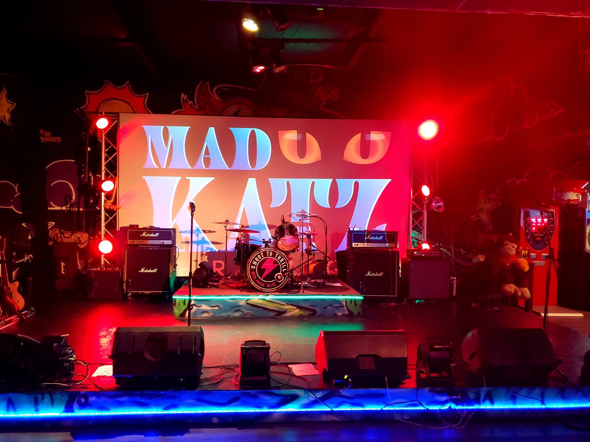 Mad Katz Bar & Lounge, Wilmington, NC Booking Information & Music